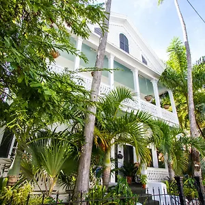 Old Town Manor *** קי וסט